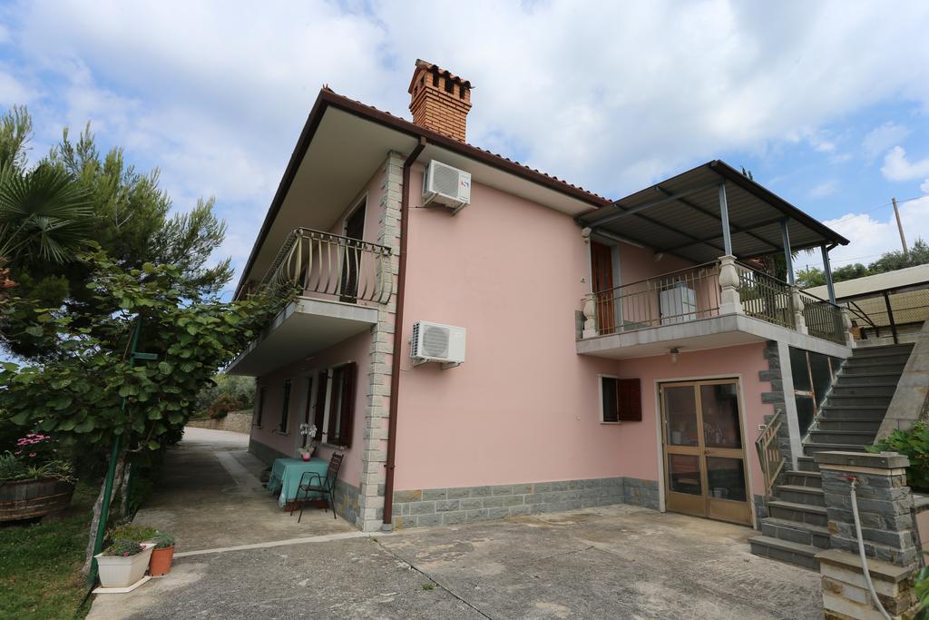 Mejak & Bordon Villa เซโชเล ภายนอก รูปภาพ